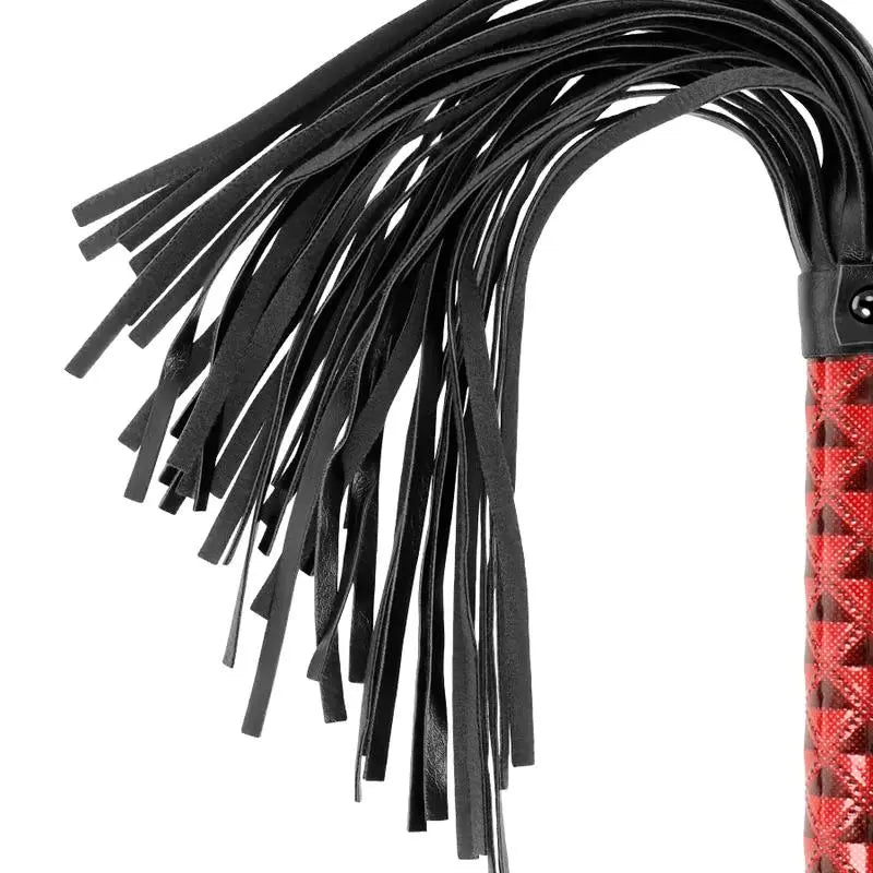 begme - flogger in pelle vegana edizione rossa Begme Fetish Games Lingerie Harness Boutique