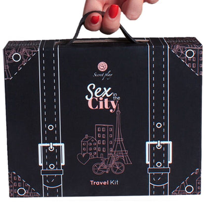 SECRETPLAY - KIT DA VIAGGIO SESSO IN CITTÀ (ES/EN/DE/FR/NL/PT) - SECRETPLAY 100% GAMES | Lingerie Harness Boutique