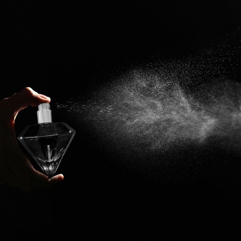 EYE OF LOVE - MATCHMAKER BLACK DIAMOND PROFUMO AI FEROMONI ATTRACT HER 30 ML - EYE OF LOVE | Lingerie Harness Boutique