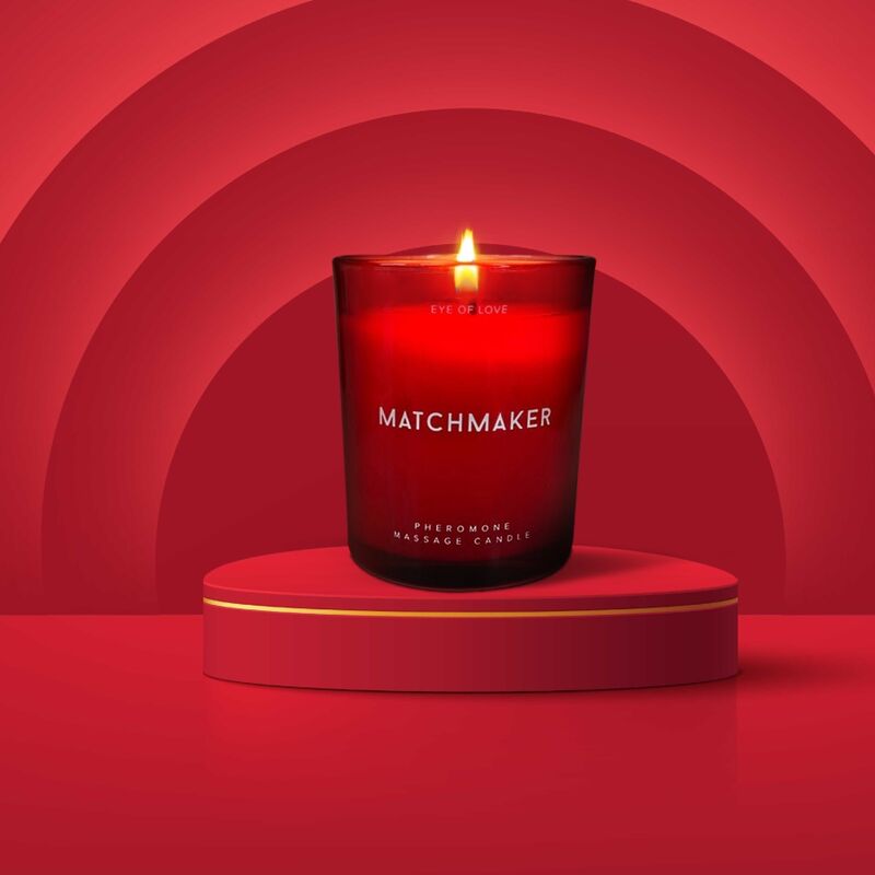 EYE OF LOVE - MATCHMAKER CANDELA DA MASSAGGIO CON DIAMANTE ROSSO ATTRACT HIM 150 ML - EYE OF LOVE | Lingerie Harness Boutique