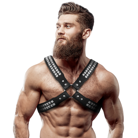 FETISH SUBMISSIVE ATTITUDE - IMBRACATURA IN ECOPELLE CON PETTO INCROCIATO DA UOMO CON RIVETTI - FETISH SUBMISSIVE ATTITUDE | Lingerie Harness Boutique