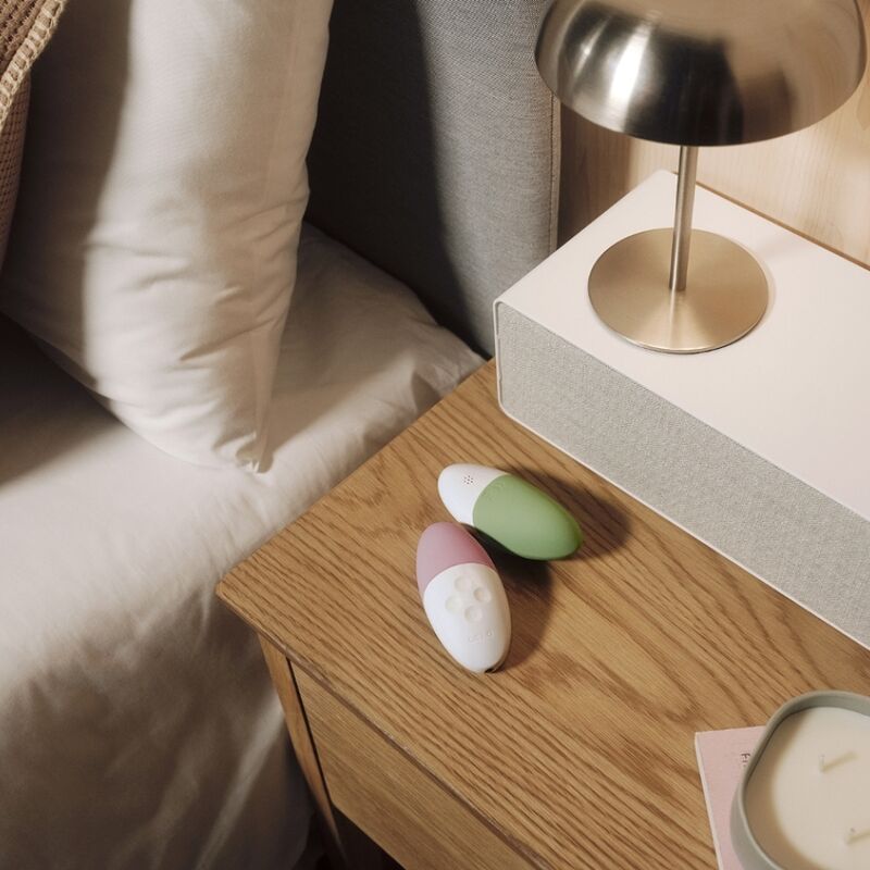 LELO - SIRI 3 CLITORAL MASSAGER PISTACHIO CREAM