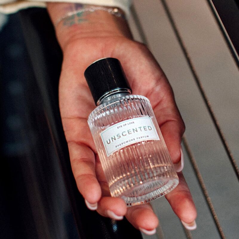 EYE OF LOVE - EOL PHEROMONES PARFUM DELUXE 50 ML INPROFUMATO ATTRARLI - EYE OF LOVE | Lingerie Harness Boutique