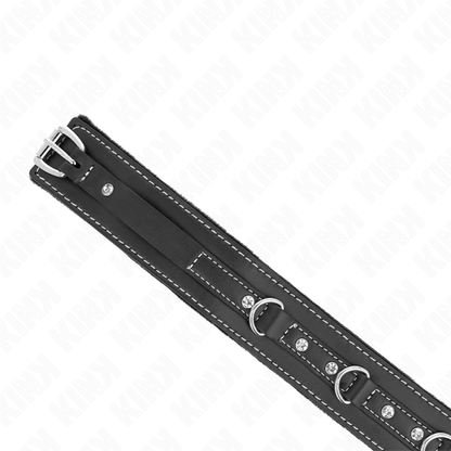 KINK - COLLANA IN PELLE PVC CON CINTURA 105 CM RIVETTO STRASS 41.5 X 4 CM - KINK COLLAR & GAG | Lingerie Harness Boutique