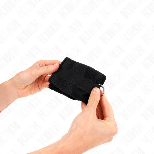 KINK - POLSINI IN PELLICCIA PER PRINCIPIANTI NERI 30 X 7 CM - Lingerie Harness Boutique | Lingerie Harness Boutique