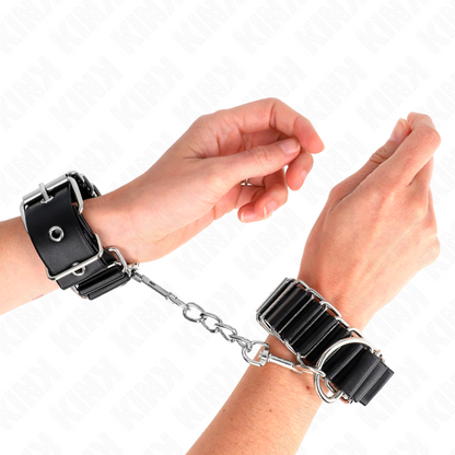 KINK - TENUTA DA POLSO SOTTILE A CERNIERA NERA REGOLABILE 16-22 CM X 3,5 CM - KINK COLLAR & GAG | Lingerie Harness Boutique