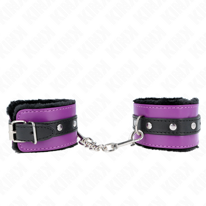 KINK - POGGIPOLSI PREMIUM FODERATI IN PELLICCIA NERI CON CINTURA VIOLA/NERA REGOLABILE 17-29 CM X 6 CM - KINK COLLAR & GAG | Lingerie Harness Boutique
