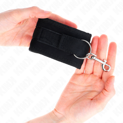 KINK - TENUTA DA POLSO IN NYLON HOOK&LOOP NERA MODELLO 2 REGOLABILE 18-35 CM X 6 CM - Lingerie Harness Boutique | Lingerie Harness Boutique