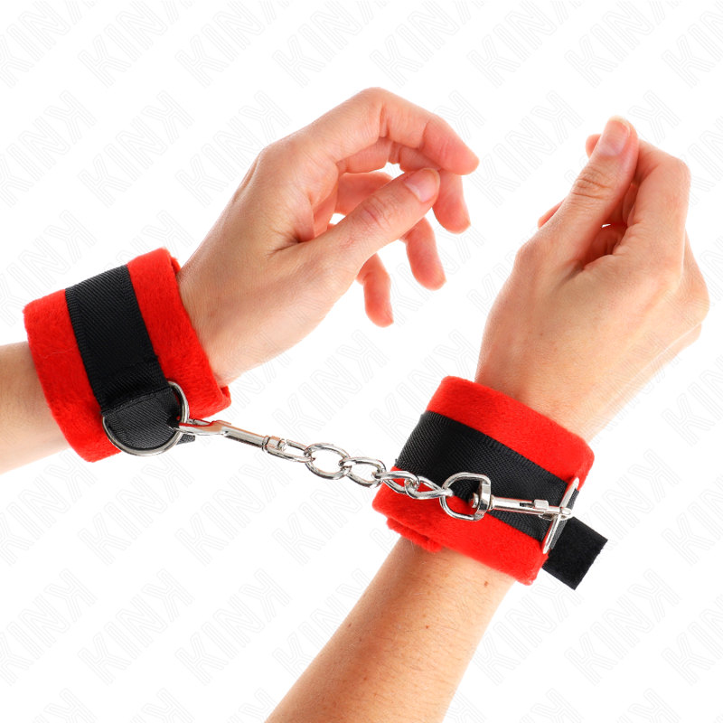 KINK - POLSINI IN PELLICCIA PER PRINCIPIANTI NERO-ROSSO 30 X 7 CM - KINK COLLAR & GAG | Lingerie Harness Boutique