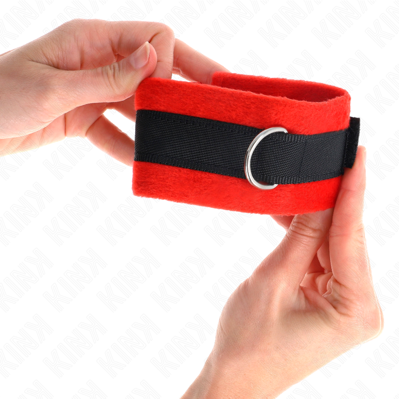 KINK - POLSINI IN PELLICCIA PER PRINCIPIANTI NERO-ROSSO 30 X 7 CM - KINK COLLAR & GAG | Lingerie Harness Boutique
