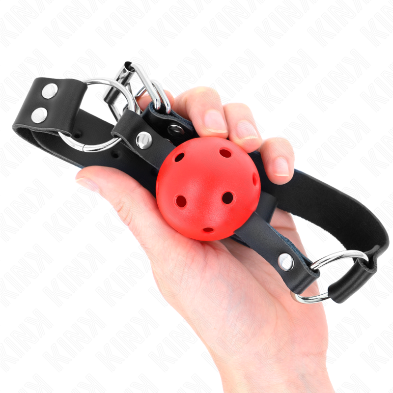 KINK - PALLA TRASPIRANTE BAVAGLIO 4 CM CON DOPPIO RIVETTO ROSSO 62,5 x 2,5 CM REGOLABILE 42-58 CM - KINK COLLAR & GAG | Lingerie Harness Boutique