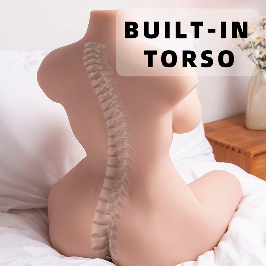 XISE - TORSO REALISTICO FEMMINILE ORDINATO CON SPINTA 71 CM - XISE | Lingerie Harness Boutique