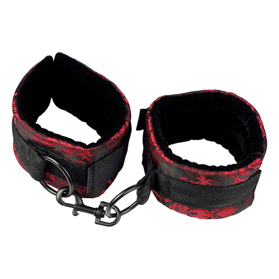 CALEXOTICS - SCANDAL UNIVERSAL WIFES - CALEXOTICS | Lingerie Harness Boutique