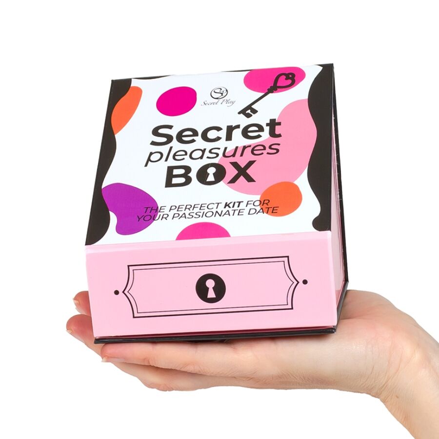 SECRET PLAY - PLEASURES BOX PER COPPIE: DADI + PROIETTILE VIBRANTE + PENNA CON PIUMA - SECRETPLAY 100% GAMES | Lingerie Harness Boutique