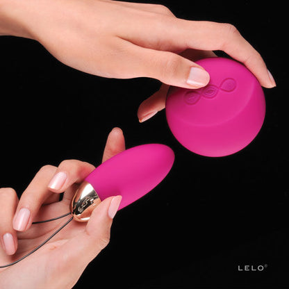 LELO - LYLA 2 INSIGNIA DESIGN EDITION UOVO MASSAGGIATORE CERISE - LELO | Lingerie Harness Boutique